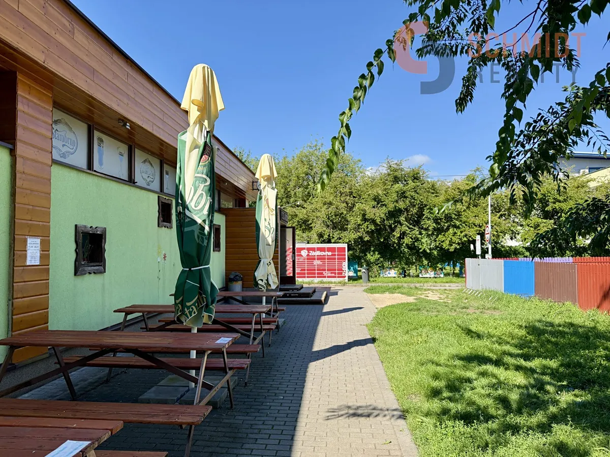 Pronájem obchodního prostoru 350 m²